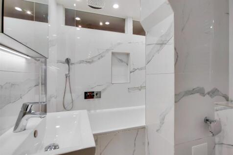 6_Master Ensuite-0.jpg