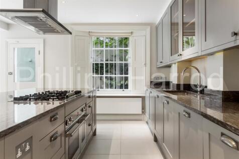 19 Chalcot Crescent NW1 8YE-14.jpg