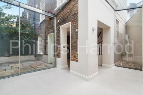 19 Chalcot Crescent NW1 8YE-18.jpg