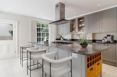 19 Chalcot Crescent NW1 8YE-No Watermark-15-Virtua