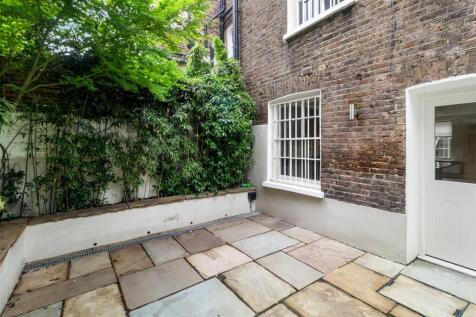 19 Chalcot Crescent NW1 8YE-No Watermark-19.jpg