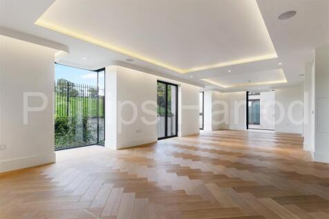 Flat R8, 50 St Edmunds Terrace NW8 7ED-12.jpg