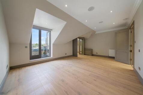 Flat 18, 17-19 Elsworthy Road NW3 3DS-No Watermark