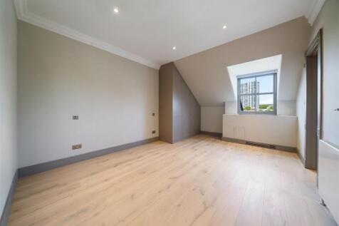 Flat 18, 17-19 Elsworthy Road NW3 3DS-No Watermark