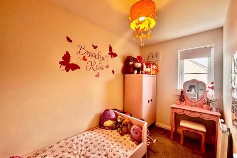 9. Bedroom 2.jpeg