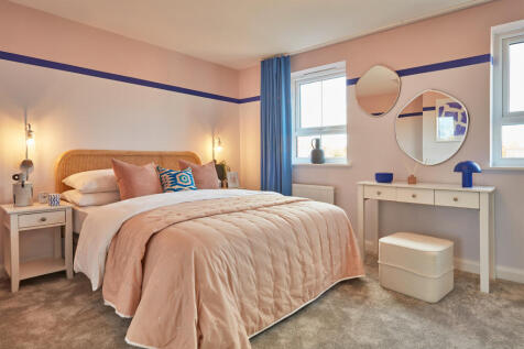 Further double bedroom in the Hythie 4 bedroom home
