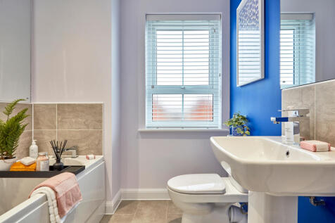 Family bathroom in the Hythie 4 bedroom home