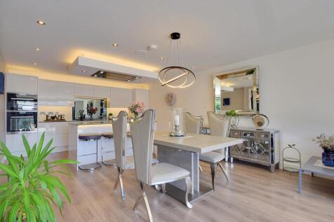 Open Plan Kitchen/Dining/Living Room