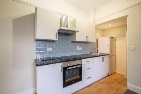 Living / Kitchen