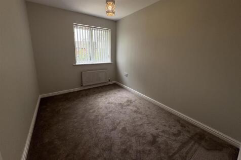 Fifth Bedroom