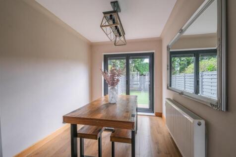 Living/Dining Room