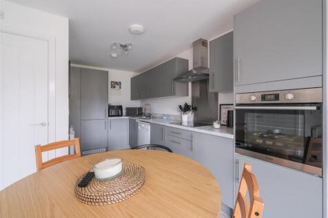 Open Plan Kitchen/Living Area