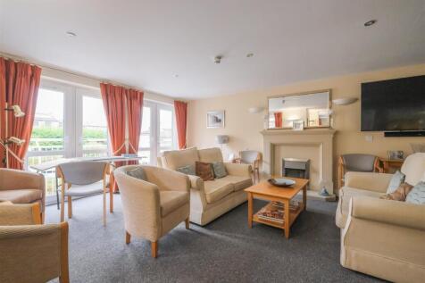 Communal Reception Lobby