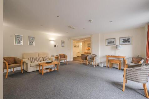 Communal Reception Lobby