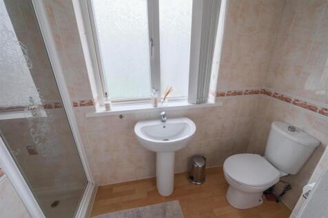 Ground Floor Bathroom