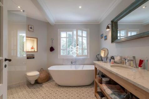 Bathroom Tile