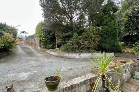 Private driveway