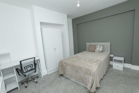 181 bed 3.jpg