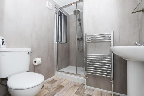 76 Wellesley #25.JPG