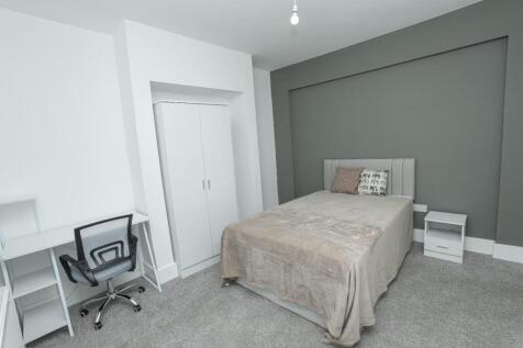 181 bed 3.jpg