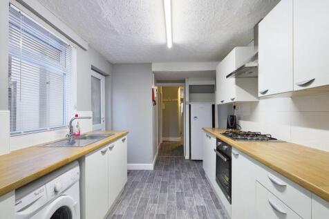 93 Princes kitchen 2.jpeg