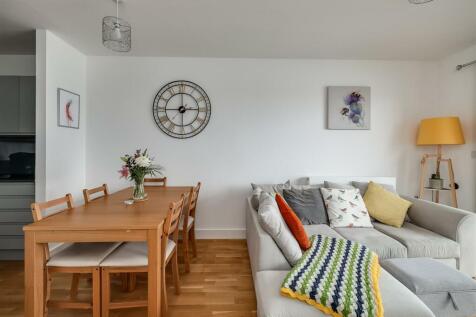 Open Plan Living 3