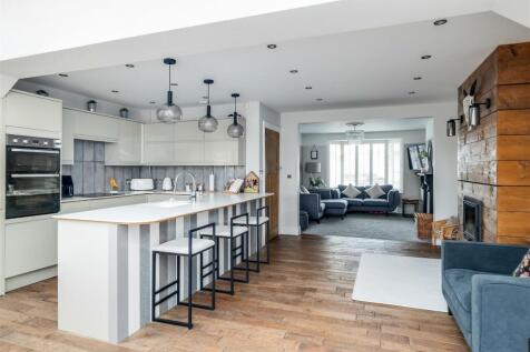 Open Plan Living 3