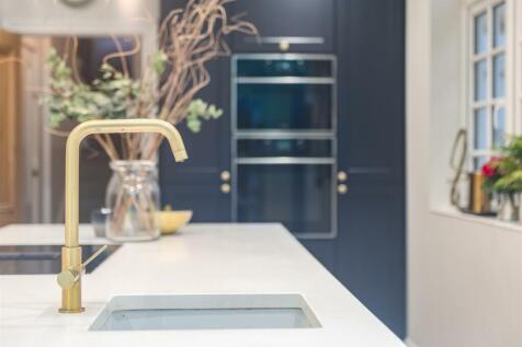 Kitchen 7