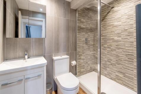 Shower Room.jpg