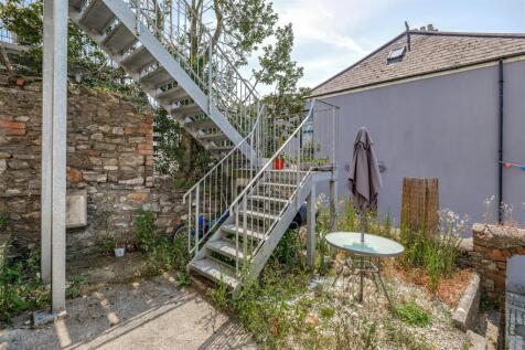 Rear Courtyard