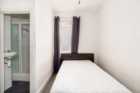Bedroom &amp; Ensuite Shower Room