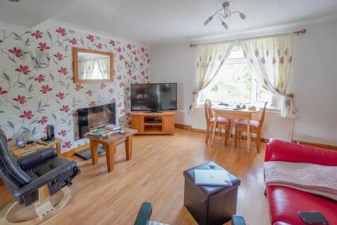 Living Room.jpg
