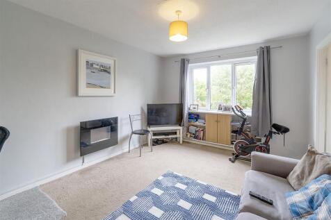 Living Room.jpg