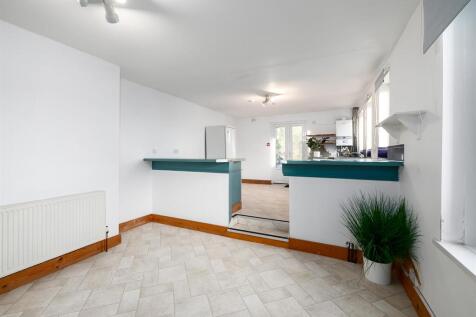 Garden/Utility Room