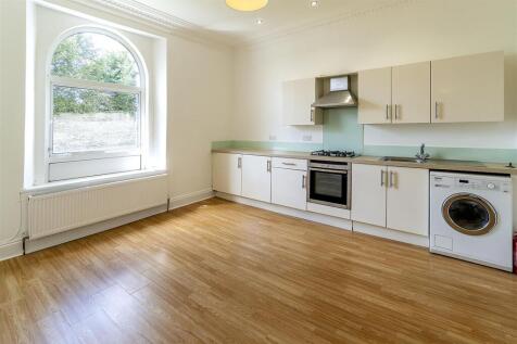 Kitchen / Living