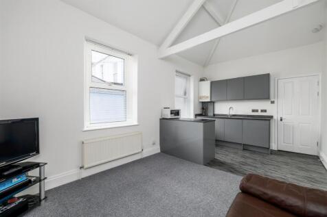 Lounge/kitchen