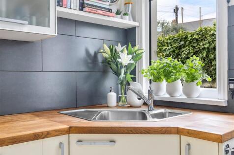 Kitchen 4