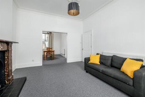 Lounge 2