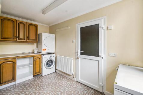 2nd Utility Room