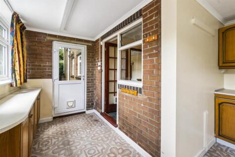 2nd Utility Room