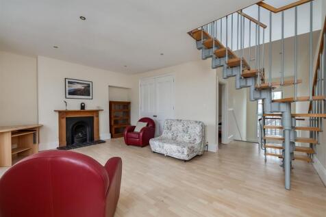 Upper Reception 2