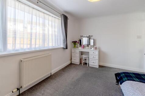 Bedroom 2.jpg