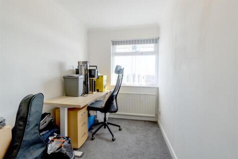 Bedroom 3.jpg