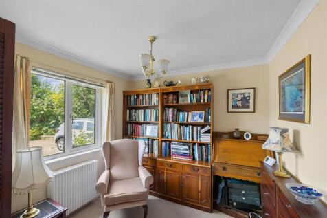 Office/Bedroom 3