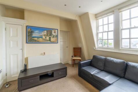 Living Room.jpg