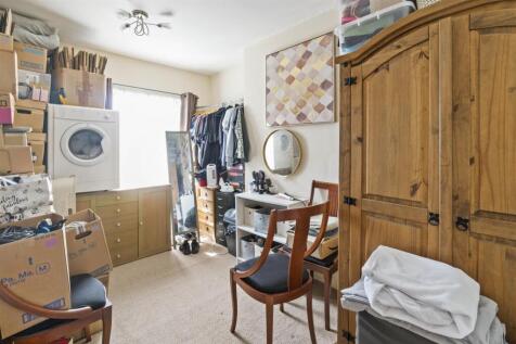 Bedroom 2.jpg