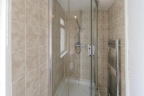 Shower Room.jpg