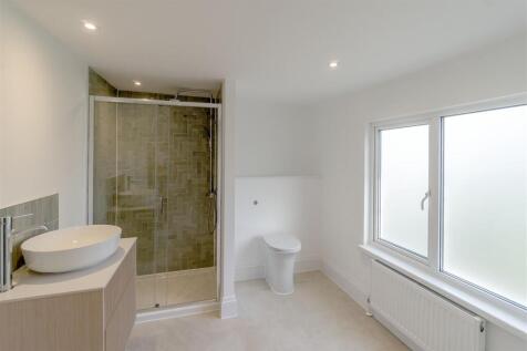 Ensuite.jpg