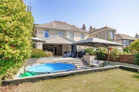 Rear Garden 4