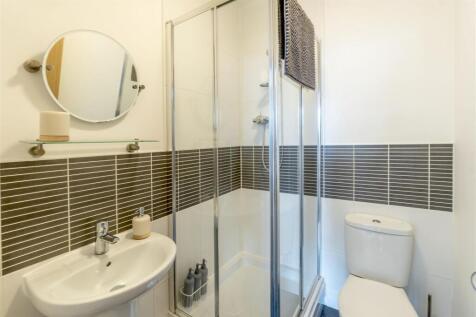 Ensuite.jpg